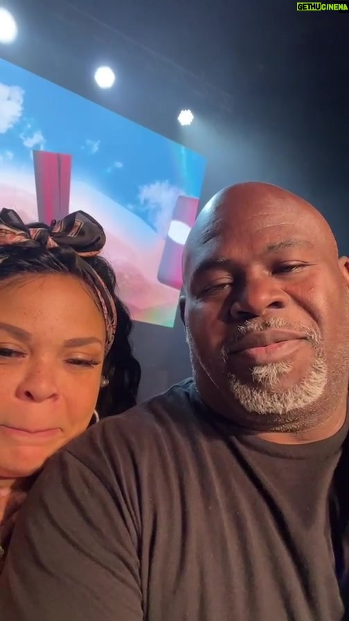 Tamela Mann Instagram - See y’all tonight ❤️ House of Hope 752 E. 114th St Chicago, IL #Overcomertour #themanns