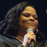Tamela Mann Instagram - #WORSHIPWEDNESDAY The legend @davidandtamela set the stage on fire night after night taking us to church!!🗣🙌🏾⛪️ In the comment section, share how good God has been to you in this season! #KingdomNightsTour