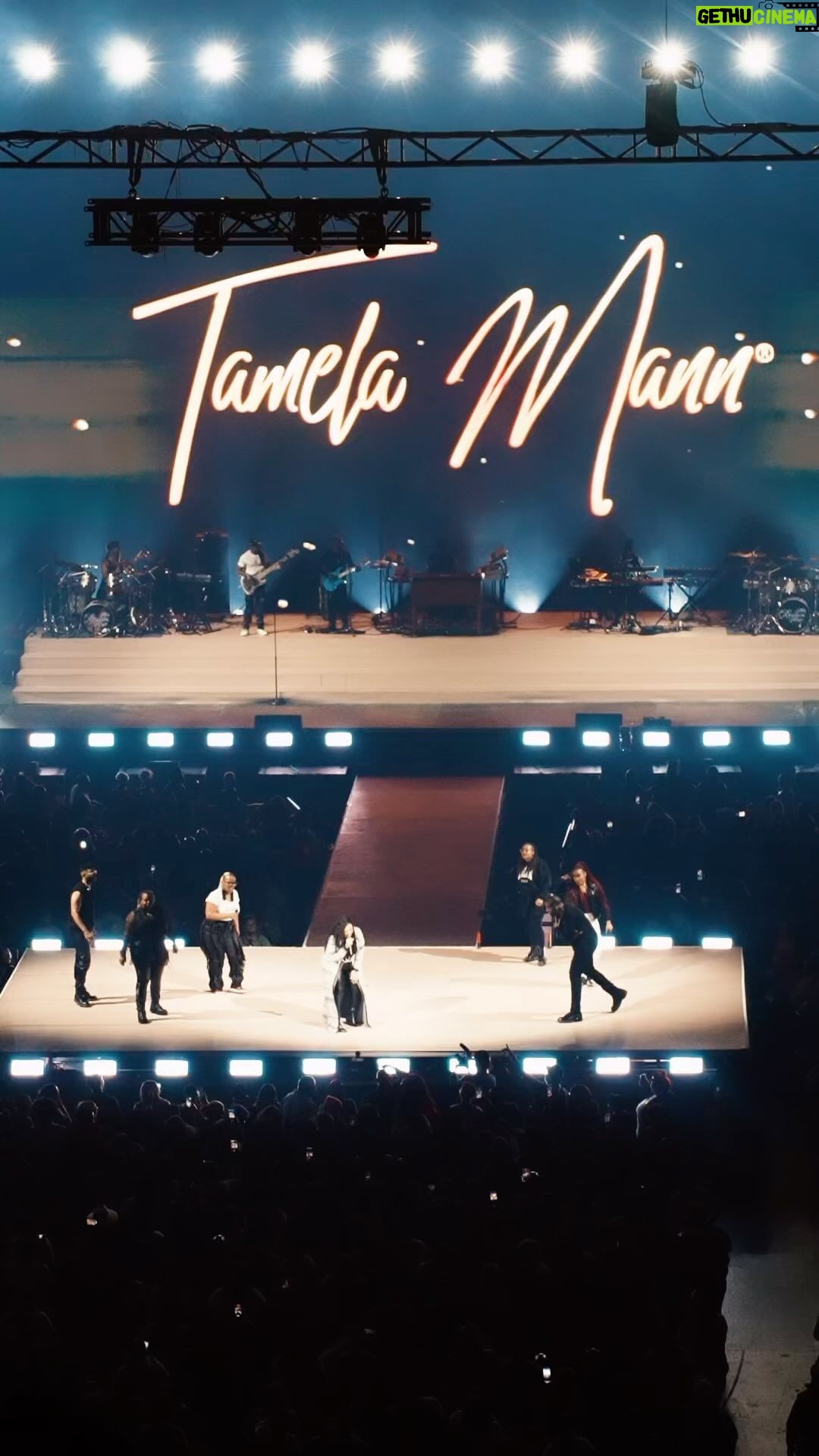 Tamela Mann Instagram - See you tonight Dallas!🔥