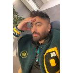 Tamer Hosny Instagram - ترانزيت ٨ ساعات في مطار فرانكفورت المانيا قولت اعملكوا فوتو سيشن سريع 😀صباح العسل ❤️