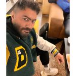 Tamer Hosny Instagram - ترانزيت ٨ ساعات في مطار فرانكفورت المانيا قولت اعملكوا فوتو سيشن سريع 😀صباح العسل ❤️