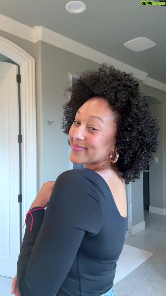Tamera Mowry-Housley Instagram - Wait for it! 🤣 I’ve been dedicated to see how long my hair can get. ➰➰➰ So I’ve been growing my hair out for the last 5 months! One more month to go to get it shaped! What kind of shape do you guys think I should get? What’s the longest time you’ve grown out your hair? #transformation #curlyhair #curlshaping Inspo✨: @azhaiboggs