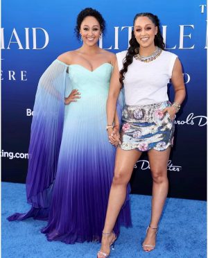 Tamera Mowry-Housley Instagram - This night was a fairytale come true! Celebrating the premiere of The Little Mermaid with @tiamowry and our daughters Ariah and Cairo was a magical moment we'll never forget. The power of storytelling and representation is so important for young girls everywhere. Ariah had the time of her life! Seeing her face light up with excitement and joy as she watched the film and danced along to the songs was priceless. Thank you, @ @disney , for bringing us together and creating memories that will last a lifetime.🧜🏽‍♀️🎬🎶
