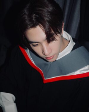 Tanapon Sukumpantanasan Instagram - You’re all invited to my celebrating graduation 
At Cosci, Srinakharinwirot University (Asoke)
On 22 December 9:30-12:00
Or Thai summit Tower , Floor 8
13:00-15:00 
🙏🏻🖤❤️‍🔥