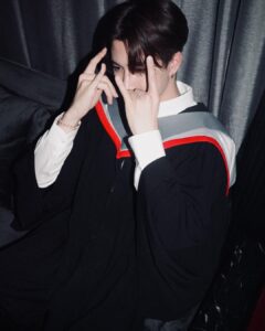 Tanapon Sukumpantanasan Instagram - You’re all invited to my celebrating graduation At Cosci, Srinakharinwirot University (Asoke) On 22 December 9:30-12:00 Or Thai summit Tower , Floor 8 13:00-15:00 🙏🏻🖤❤️‍🔥