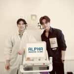 Tanapon Sukumpantanasan Instagram – ขอบคุณพี่เบนส์ @dr_natthapat เเละ @alphamedicalclinic  ที่ดูเเลผมดีมาตลอดนะครับ🙏🏻🖤
#alphamedicalclinic