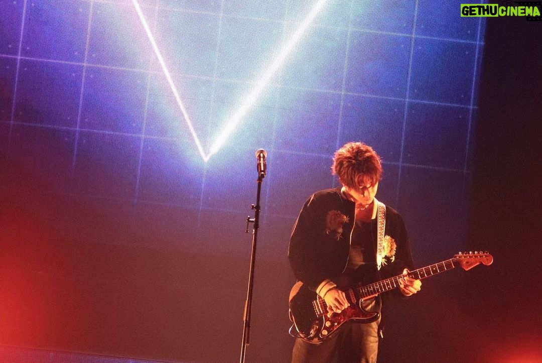 Tanapon Sukumpantanasan Instagram - Rockπ€π»π₯π―π΅ #gmmtvmusiconxtokyo