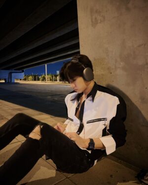 Tanapon Sukumpantanasan Instagram - 😴