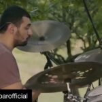 Taner Ölmez Instagram - #Repost @barabarofficial ・・・ “Memleket Nere?” Albümünden “Feridem” parçasının videosu yayında!!! Albüm 07 Ocak’ta iTunes’da... Söz - Müzik: Anonim Yönetmen: Emre Göloğlu Video Düzenleme: Doruk Kaya #barabar #hepbarabar #memleketnere? #albüm Semaver Kumpanya