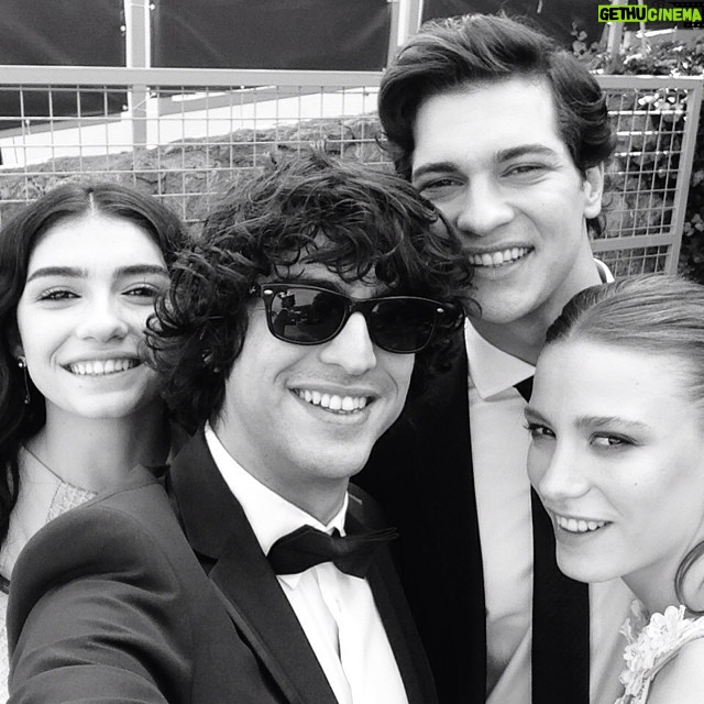 Taner Ölmez Instagram - Sezon sonu selfie si :)) #medcezir