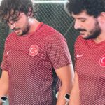 Taner Ölmez Instagram - İlk antremanlar, ilk tanışmalar 🫶 kardeşim @baristelliofficial ⚽️ @hayatlabarisfilm #hayatlabarış #hayatlabarışfilm
