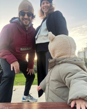 Taner Ölmez Instagram - Familya 💛
10.12.23