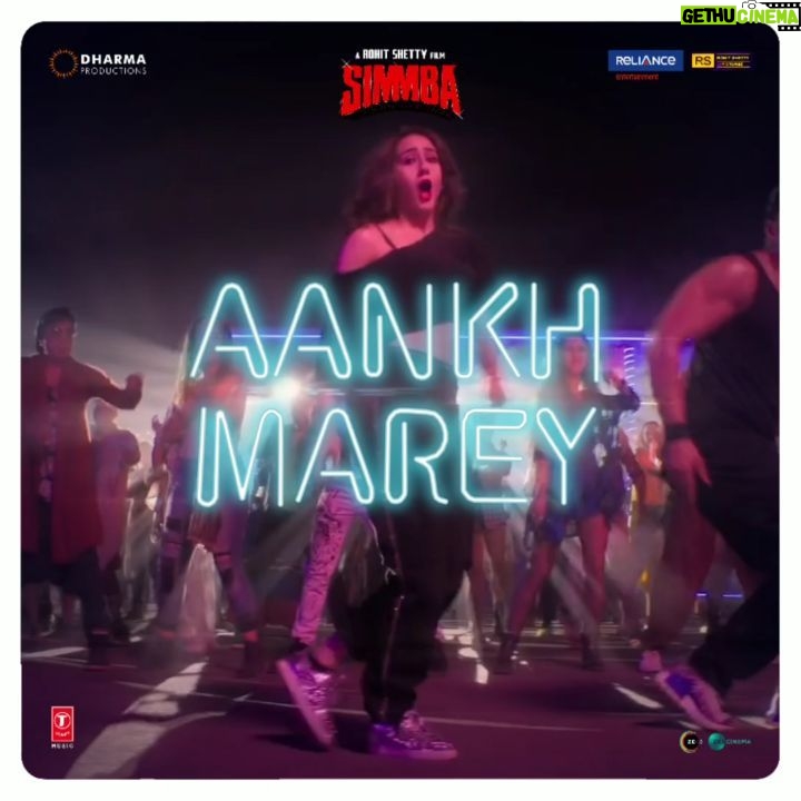 Tanishk Bagchi Instagram - 500 Million+ WINKS! A record made & milestone achieved. Thank you for all your love towards #AankhMarey.❤ - @ranveersingh | @saraalikhan95 | @karanjohar | @itsrohitshetty | @dharmamovies | @rohitshettypicturez | @reliance.entertainment | @azeemdayani | @tseries.official | @nehakakkar | @shabbir_ahmed9 | @mikasingh | @kumarsanuofficial | #Simmba