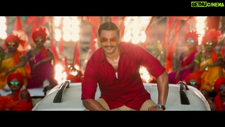 Tanishk Bagchi Instagram - "Aala re aala #Simmba aala". #SimmbaTrailer - LINK IN BIO. - @ranveersingh | @karanjohar | @itsrohitshetty | @dharmamovies | @reliance.entertainment | @azeemdayani | @tseries.official