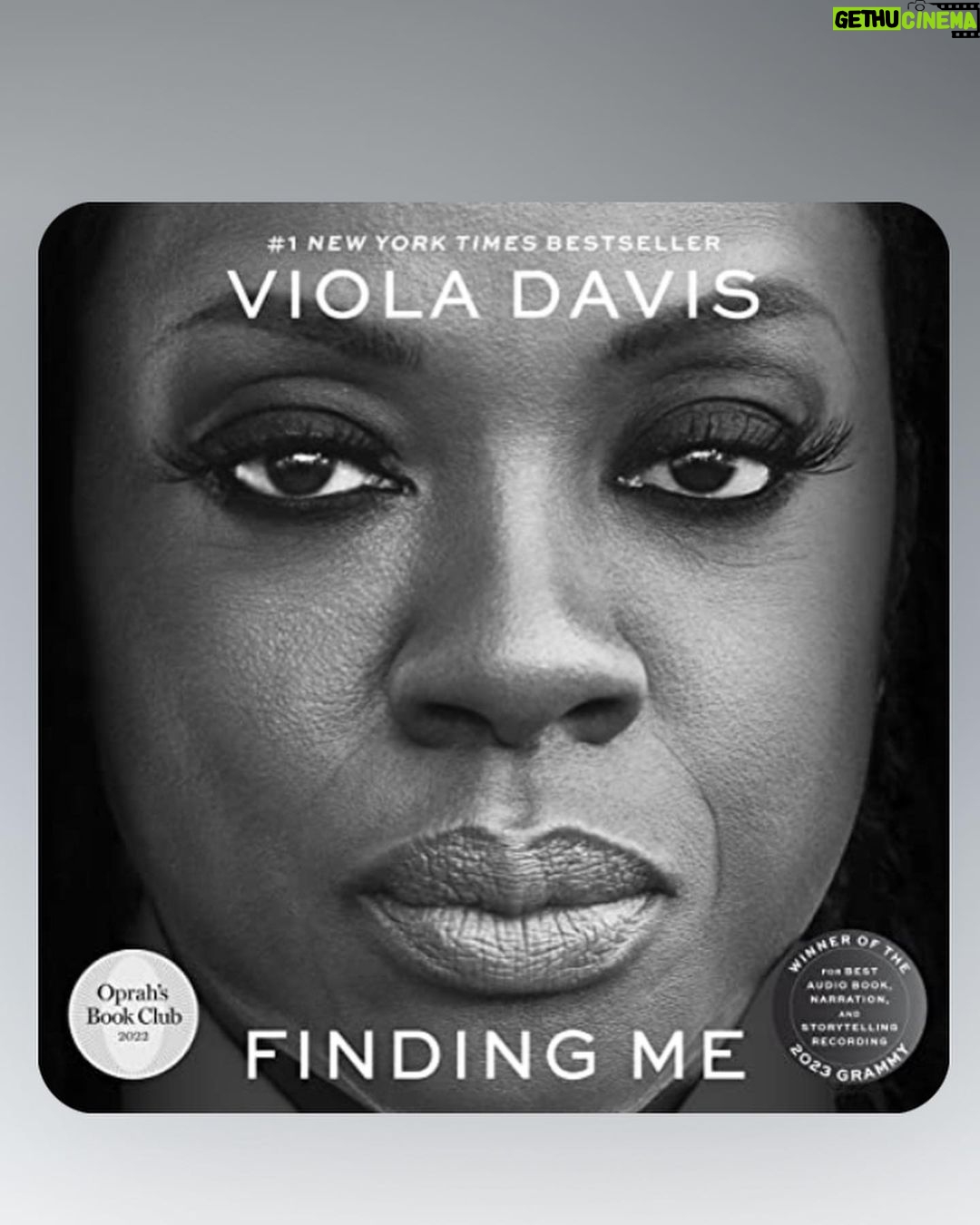 Tara Emad Instagram - These are 10 of my favourite audiobooks that I listened to so far this year. If you still haven’t tried audiobooks, give it a go and maybe you’ll fall in love like I have! I read hardcopies too (nothing compares to the feeling of holding a book and flipping through pages as you get lost in it) but I like to mix between both mediums now and it helps me read more because I use my time while driving or while on airplanes. Have you read/listened to any of these books? دي عشر كتب من الي سمعتهم السنادي. الكتب الصوتية بقيت بحبها اوي عشان بقدر اقرأ كتب اكتر و بستغل وقتي و انا سايقة او في طيارة. مفيش حاجة تقدر تتقارن مع الكتاب لما بنمسكه في ايدينا و احنا بنقراه اكيد بس الكتب الصوتية فعلاً ممتعة. هل قريتوا او سمعتوا اي كتاب من الكتب الي هنا؟