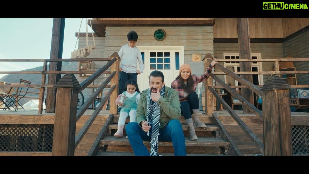 Tara Emad Instagram - هنفضل فريق واحد … انتظروا فيلم #بيت_الروبي في جميع دور العرض يوم ٢١ يونيو
