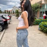 Tara Emad Instagram - A fresh blowout, a happy heart and some wholesome pita🌸 Montenegro