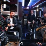 Tarkan Instagram - Çok eğlenceli bir reklam filmi çekimiydi. Sevmenize de çok mutlu oldum😘 Harika bir ekip çalışmasıydı. Emeği geçen herkese çok teşekkürler🙏🏻💙 @disneyplustr kamera arkası #tbt 📸: @yigit___eken