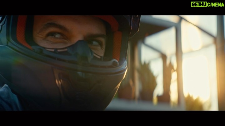 Tarkan Instagram - Yeni @trendyolcom reklam filmi bu akşam yayında🧡