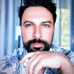 Tarkan Instagram - Hey! Naber? İyi pazarlar…✌️