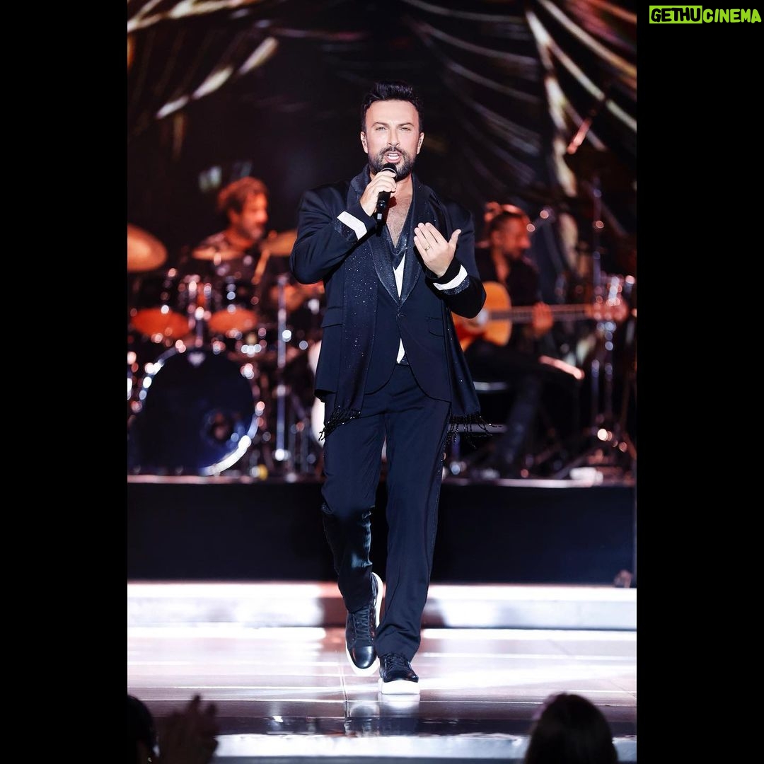 Tarkan Instagram - Thank you Monte Carlo♥️ @montecarlosbm @montecarlolive @hulyabiren @beriniglesias_art @hittproductions Costume design by Tarkan Creative director @gokaygundogdu @taggfashion Special thanks to @ipek_ersoy 📸: @yigit___eken #Tarkan #Tarkanlive #MCSF Sporting Monte-Carlo