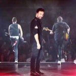 Tarkan Instagram - Buluşacağız konserlerde yine birgün… Tek yürek olup atacağız yine güm güm…❤️ Eylül 2017/ Harbiye #tbt