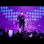 Tarkan Instagram - Türki Cumhuriyetleri konserlerimin ilki olan Taşkent konseri de bir başka güzeldi. Karşılaştığım sevgi seli ve coşku harikaydı, unutulmazdı👍❤️ Fotoğraf paylaşamamıştım. Bu tbt Özbekistan için olsun😘🫶 #tarkanlive #tbt 📸 @yigit___eken Humo Arena