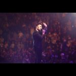 Tarkan Instagram - Türki Cumhuriyetleri konserlerimin ilki olan Taşkent konseri de bir başka güzeldi. Karşılaştığım sevgi seli ve coşku harikaydı, unutulmazdı👍❤️ Fotoğraf paylaşamamıştım. Bu tbt Özbekistan için olsun😘🫶 #tarkanlive #tbt 📸 @yigit___eken Humo Arena