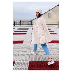 Tarlan Parvaneh Instagram - .
پررو ولی با ادب .