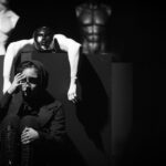 Tarlan Parvaneh Instagram - 🎭 رونمایی از اولین مجموعه عکس های نمایش “ آتی ساز “ / پیش فروش اجراهای پایانی در سایت تیوال آغاز شد‌. ترلان پروانه محمد لاریان طراح و کارگردان : سعید دشتی تهیه کننده : حمیدرضا ترخان مجری طرح : سید عماد عامری عکس : محمدصادق زرجویان سایر عوامل نمایش : طراح صحنه : سعید دشتی طراح نور : علی کوزه گر طراح لباس : مسعود سقلاطون نیا مدیر اجرایی : زاهد برزگر دستیار کارگردان : شايان شاهرضایی برنامه ریز : سید حسام سلیمانی مدیر صحنه : مهیار مسیب زاده مدیر تولید : مسعود سقلاطون نیا ساخت دکور : ایمان آقابیگی @saeeddashti @hamidrezatarkhan @tarlan_parvanee @mohammadlaryan @emadameriiii @zarjooyan @soghlatunia @zahedbarzegar @malektheater #تئاتر #نمایش #ترلان_پروانه #محمد_لاریان #سعید_دشتی #تماشاخانه_ملک #تیوال #عکس #موسیقی #سیریا #موزیک