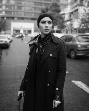Tarlan Parvaneh Instagram - Mon Amour Tehran

اگه عقربه‌های ساعت رو خلاف جهت حرکت بدیم و زمان به عقب بر گرده همه ی کسایی که الان از اینجا رد میشن بازم رد میشدن؟ شاید ...
Photographer @lavie.ali 
Stylist @sepidday