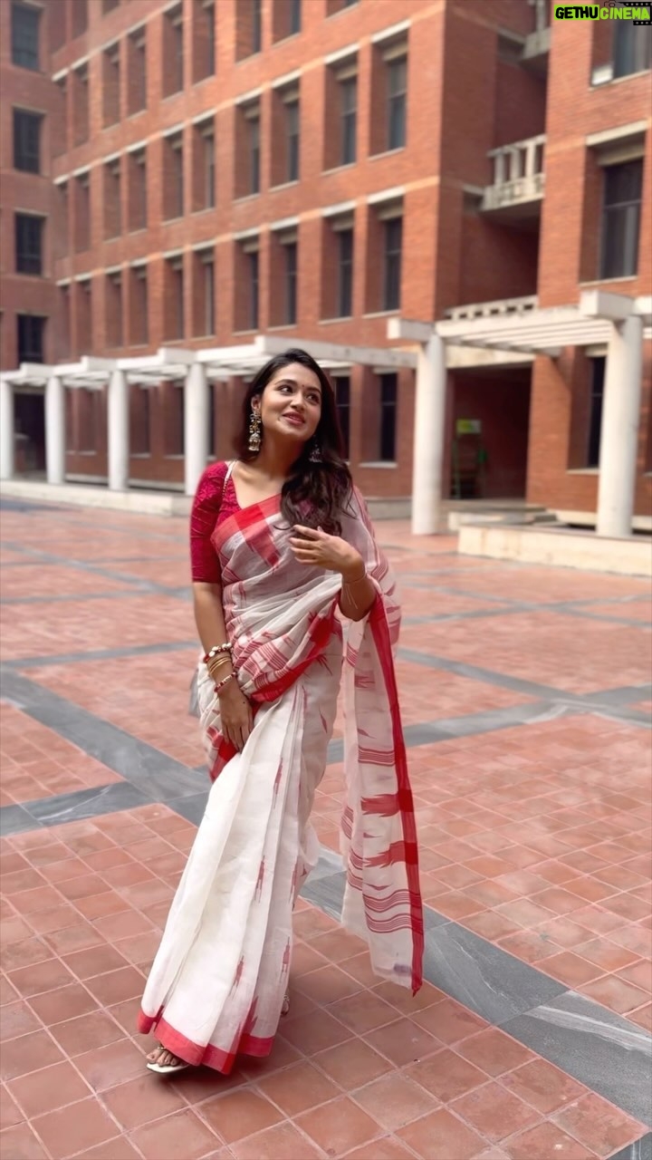 Tasnia Farin - 88.8K Likes - ফাল্গুনের শুভেচ্ছা 🌼