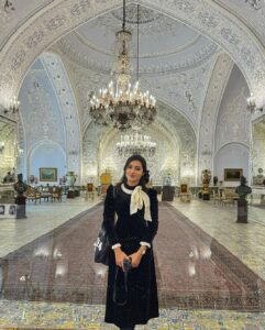 Tasnia Farin Instagram - মেঘবালিকা… A person who travels all the time 😜 Golestan Palace كاخ موزه گلستان