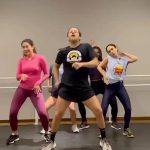 Tatá Werneck Instagram - Garantindo minha vaga na repescagem da dança dos famosos . Maravilhoso @justneto e as meninas do axé calça marcando @kizivaz @yris_sampaio @brunaaiiso :) @ivetesangalo