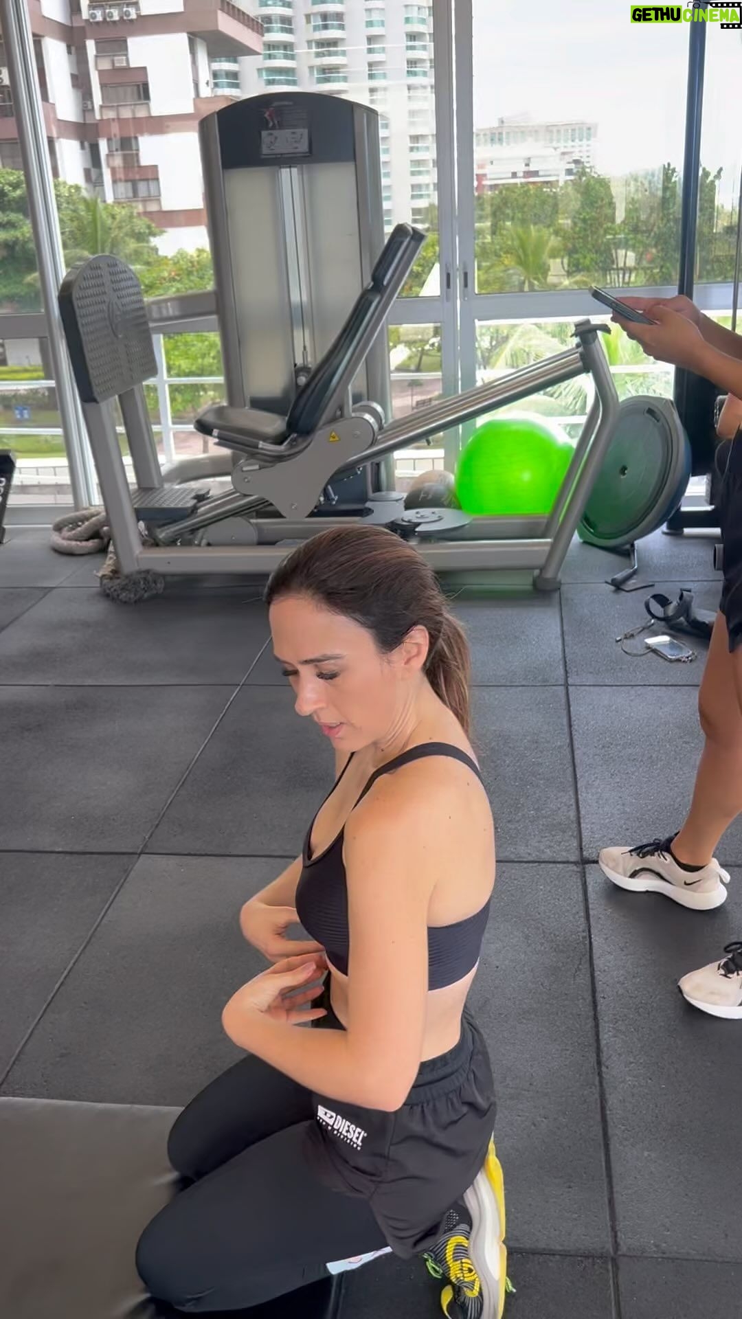 Tatá Werneck Instagram - Gente a partir de hoje vou dar dicas super importantes pra você que não quer conseguir fazer bem feito um exercício. Seguindo a risca em pouquíssimo tempo vc não vai ver um resultado