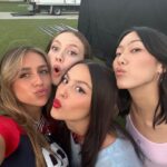 Tate McRae Instagram – <333 the gals