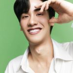 Tawan Vihokratana Instagram - ขอบคุณวิชี่ที่เลือกเตให้เป็น Friend of Vichy Dercos คนแรกของไทย! เตเลือกเพราะเตมั่นใจ Vichy Dercos หมดกังวัลรังแคกวนใจ ของเค้าดีจริง ฝากซัพพอร์ตกันเยอะๆนะครับ 💚 #VichyTH #DercosTH Shop now: https://bit.ly/3ThhJon