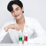 Tawan Vihokratana Instagram - ขอบคุณวิชี่ที่เลือกเตให้เป็น Friend of Vichy Dercos คนแรกของไทย! เตเลือกเพราะเตมั่นใจ Vichy Dercos หมดกังวัลรังแคกวนใจ ของเค้าดีจริง ฝากซัพพอร์ตกันเยอะๆนะครับ 💚 #VichyTH #DercosTH Shop now: https://bit.ly/3ThhJon
