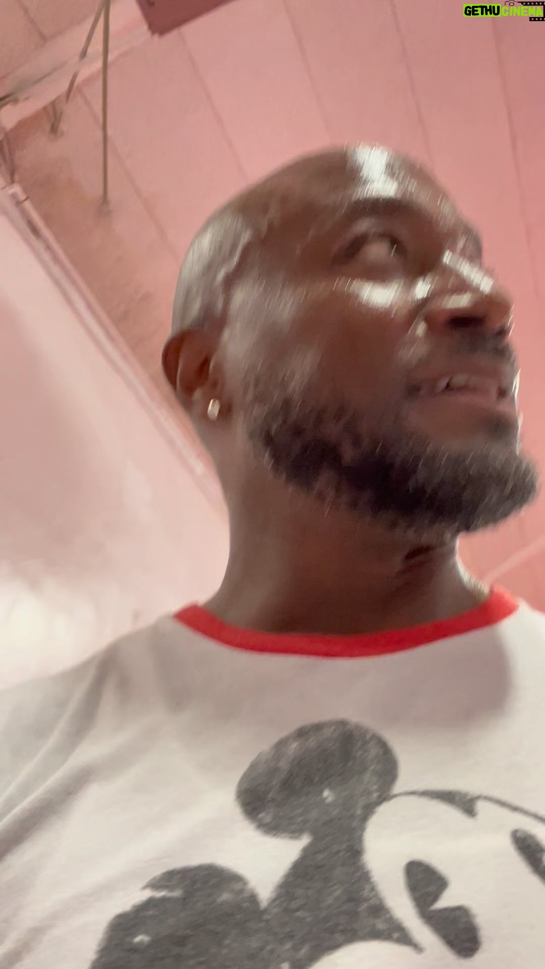 Taye Diggs Instagram - We played again and he beat me 11 to nothing. Nothing. Nothing at all. 😐