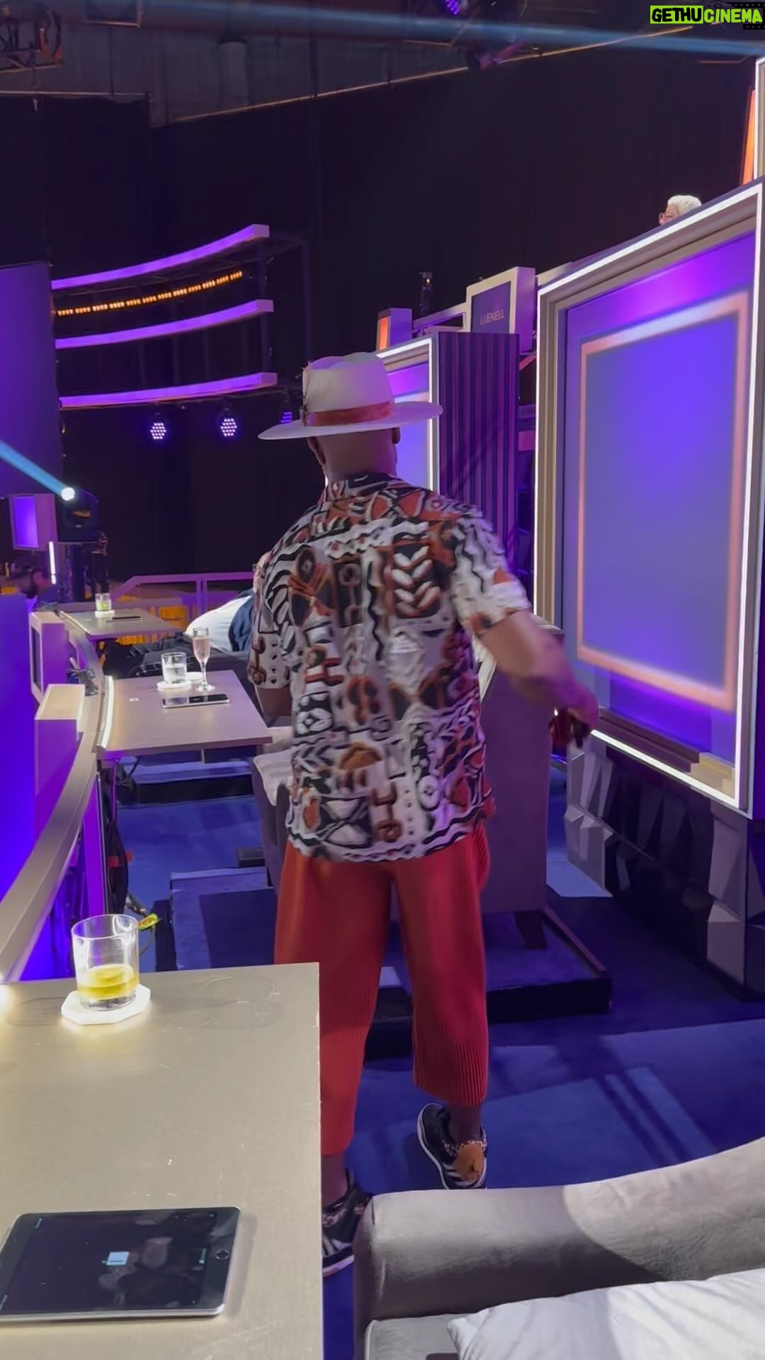 Taye Diggs Instagram - Dancing at celebrity squares w @dcyoungfly Too much fun!