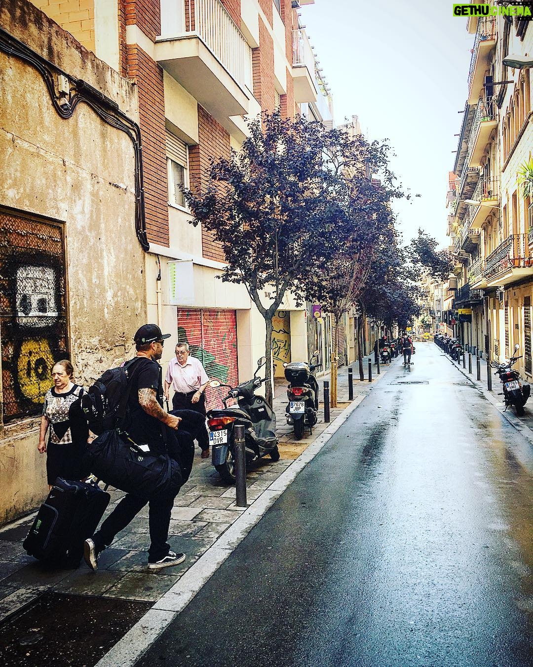 Taylor Kinney Instagram - "Get the damn bags!" #quitthecrew #catalonyagp🇪🇸 @johnnylouch