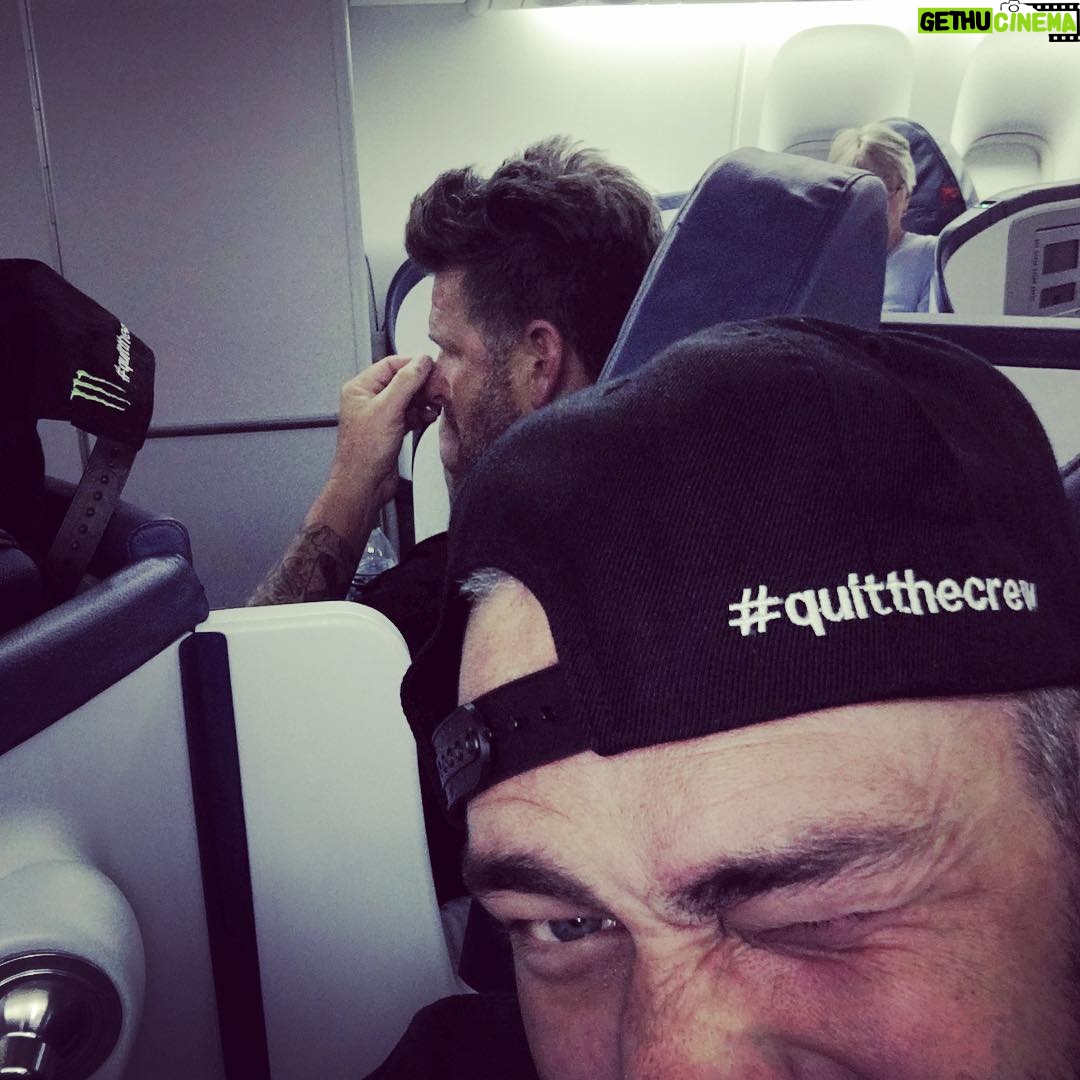 Taylor Kinney Instagram - Hey Barcelona!! #quitthecrew