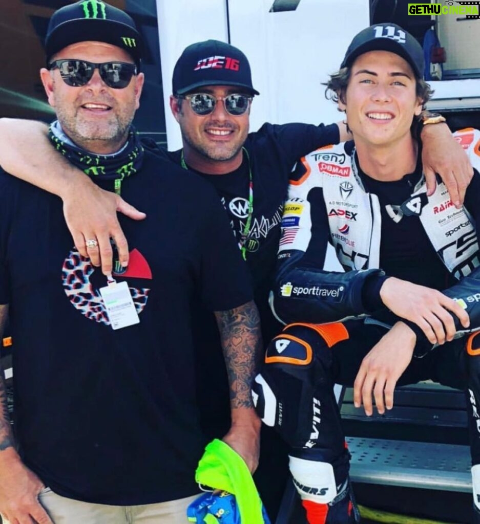 Taylor Kinney Instagram - So excited for our American statesman doing the thing in Quatar. Watch @motogp First American pole position in a long time, I’m so pumped for this year. Congrats to @joerobertsracer for being so honed in, the team @eitan_american_racing for believing. The whole thing just stokes me out. Joe, you can do this shit. @21jhopper so gooooood @medterratrainingfacility @johnnylouch