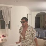 Taylor Lautner Instagram – BRING THE CHRISTMAS ENERGY LADIES!!🕺🏼