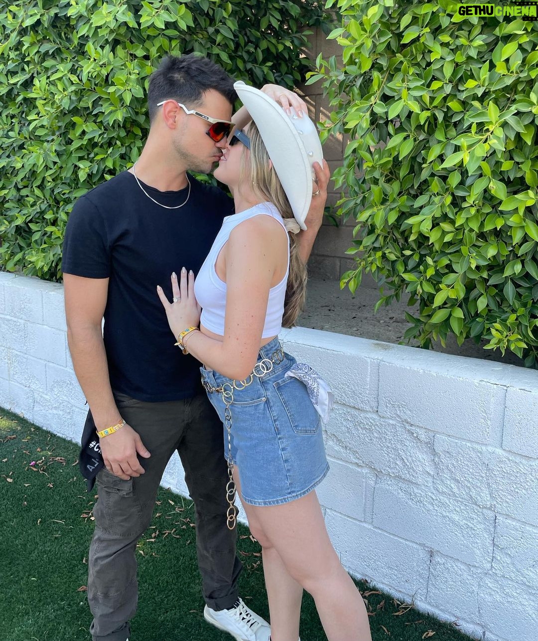 Taylor Lautner Instagram - Random recap Ragecoach 23 Kane & Brown True Value Hardware