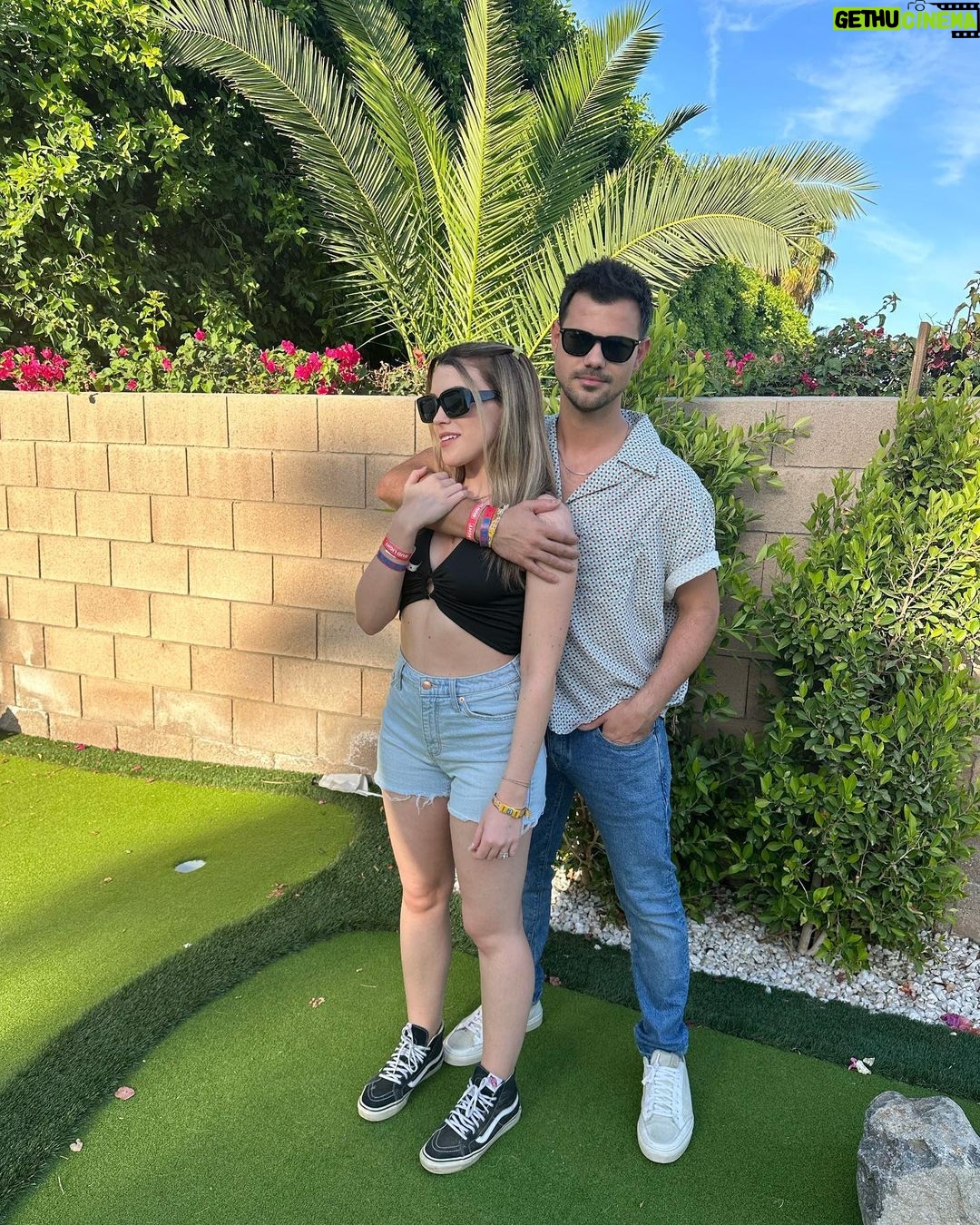 Taylor Lautner Instagram - Zero funs being had ðŸ¤