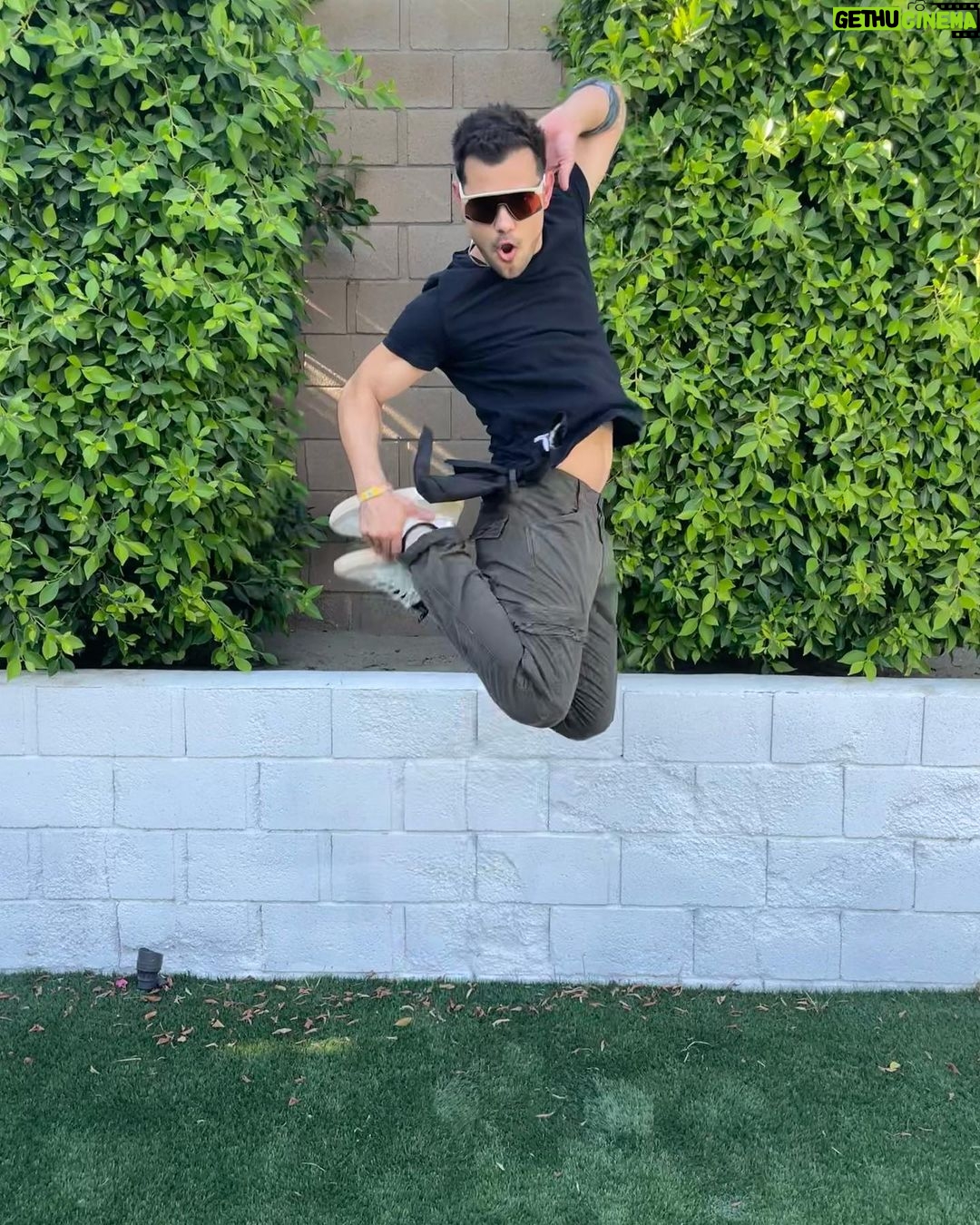 Taylor Lautner Instagram - Best weekend of every year