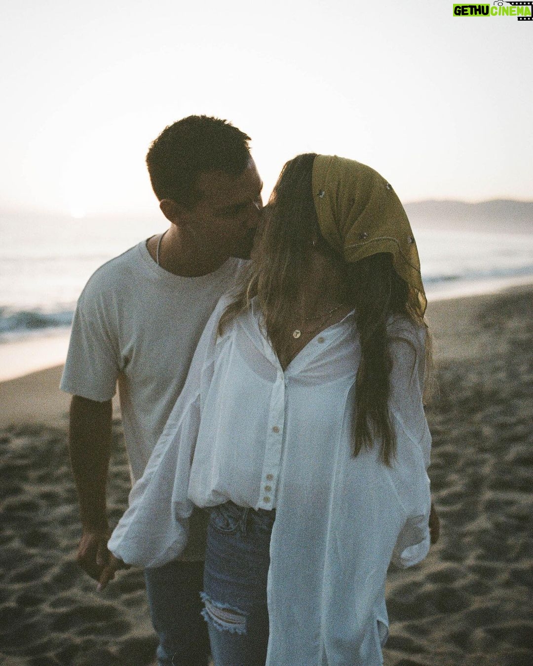 Taylor Lautner Instagram - She’s gonna kill me for posting these without talking to her but I’ll ask for forgiveness later. I’m too excited to marry this girl. Thank you for choosing me @taydome Til forever 🖤 📸 @nicolemarieivanov