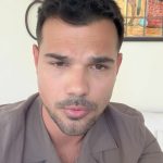 Taylor Lautner Instagram - Spread love. #mentalhealthawarenessmonth