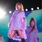 Taylor Swift Instagram - Melbourne, what do I even say to you after over 288,000 of you came and danced with us in the last 3 nights ??! That was unforgettable. You were on another LEVEL. Thank you for the memories. I’ll revisit the ones from this weekend often 🥲🫶 📷: @grahamdenholm / @gettyimages